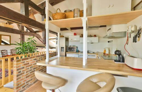 Rustic Bohemian Duplex in Meudon - Foto 2