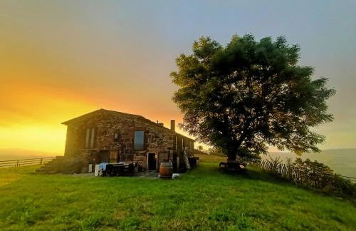 La cabaña mirador de los Valles Pasiegos - Foto 13