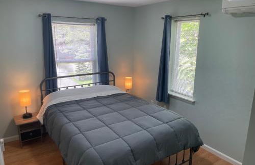 Spacious Pocono Home with Hot Tub and Fire Pit - Foto 11