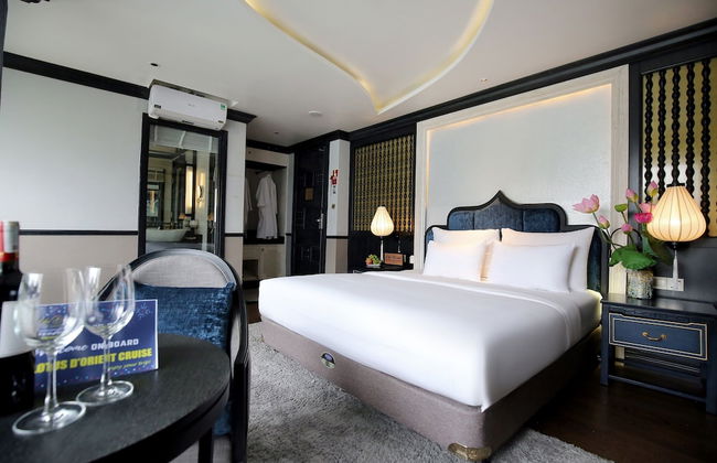 Lotus D'Orient Cruise - Foto 17