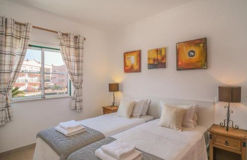 Top-floor 2 BR holiday home with sea view and pool - Foto 15
