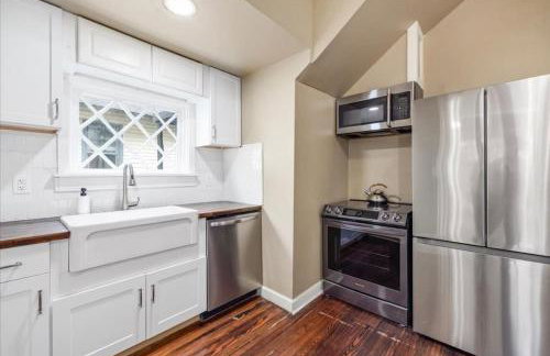 Downtown Heritage Suite - Free Parking - Foto 24