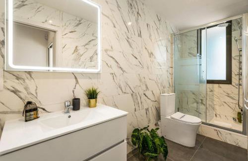 New! Cozy Barcelona city center with Balcony - Foto 32