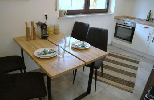 Studio-Apartment mit Garten, Parkplatz & Küche - Foto 8