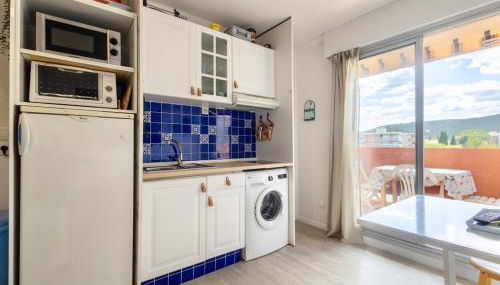 Studio cabine Les Rives de la Favière piscine et tennis les pieds dans l'eau - Foto 3, pet friendly, minibar