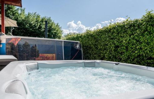 Amazing Home In Solto Collina Bg - Photo 17