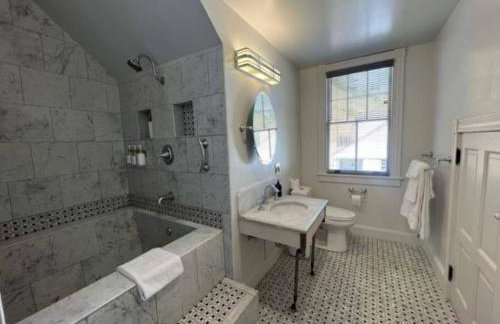 Historic Coast Guard House and Cottages - Foto 30