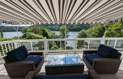 Candlewood Lake -Family Getaway, Lakefront 3775 sqft Home - Foto 18