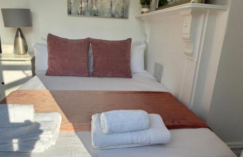 Chalkwell Aparthotel Short & Long Stays Welcome, Leisure , Relocation , Business Stays , Contractors - Photo 46