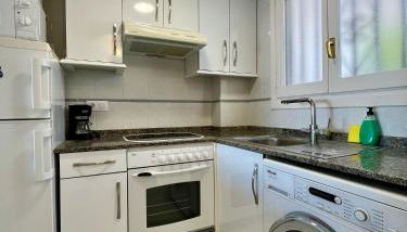 Font Nova Peñiscola, Sumergete en esta espectacular propiedad ibicenca a los pies del Mediterraneo - Foto 5, stove, dishwasher, minibar