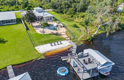 5Br Sleeps 16 Private Pool-Dog Friendly-Fire Pit - Foto 2