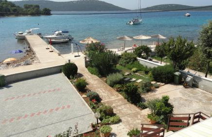 Apartments by the sea Brgulje, Molat - 16217 - Foto 7