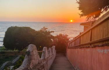 Villa with beautiful Private Garden & Breathtaking Sea View - Foto 38