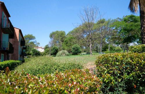 Appt Studio avec Balcon Parking privé, Piscine, proche Golf St Donat - Foto 18