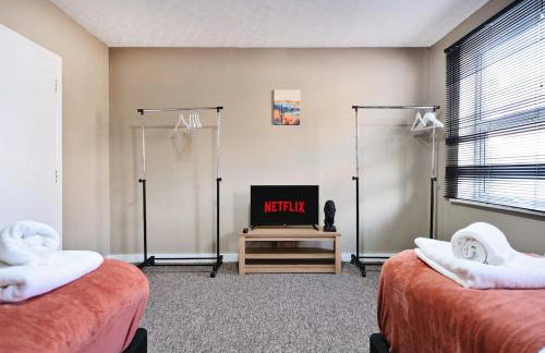 RELAXED CENTRAL HOUSE LOCATED IN WEST READING CLOSE TO TOWN CENTRE with FREE DRIVE WAY PARKING, WI FI & NETFLIX BY AI ESTATE GROUP - Foto 6