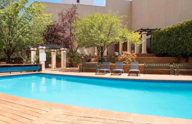 BreakFree Capital Tower - Foto 1