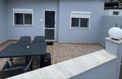 Seaside Apartment in Tsonia - Photo 34