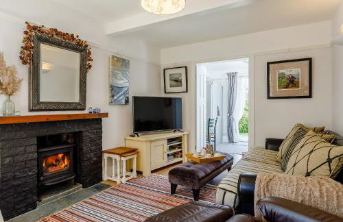 Yew Tree House - Photo 5