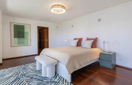 Estoril Oceanview Villa - Photo 41