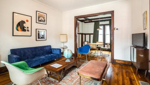 Luxe Mid-Century Styled Historic Townhouse #1 - Foto 4