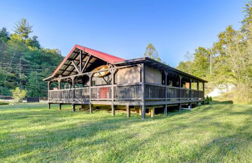 Fireside Evenings Red River Gorge Gem with Hot Tub - Foto 31
