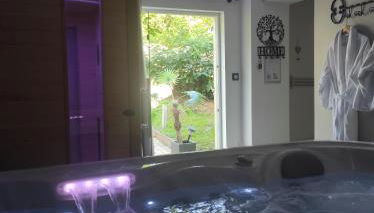 Aux Charmes de la Vallée - Foto 2