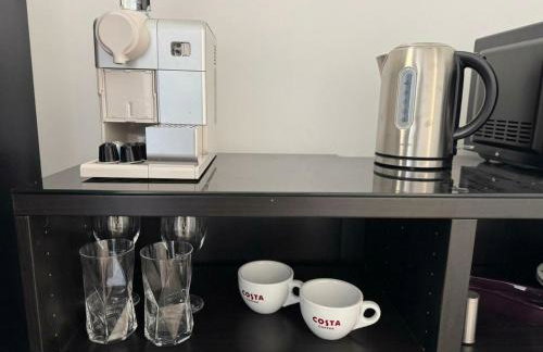 Delightful Self Contained Garden View Retreat - Foto 5