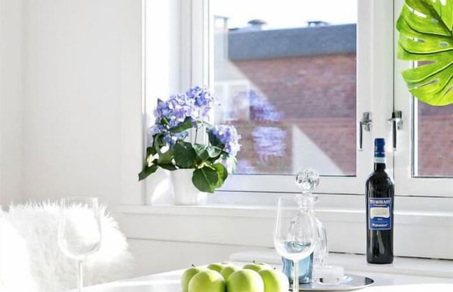 StayPlus Modern Studio Near Bislet Games - Photo 4