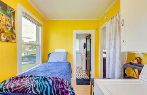 Homey Cottage with Sunroom and Smart TV! - Foto 19