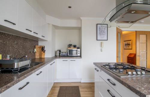 Metropolitan St Andrews Cathedral View - Pass the Keys - Foto 8