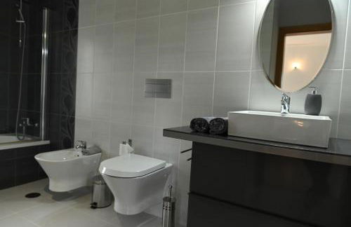 Fabulous 5 BR hidden gem Serra da Estrela - Foto 41