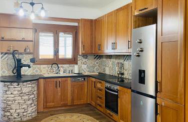 Dimitris place - Photo 3