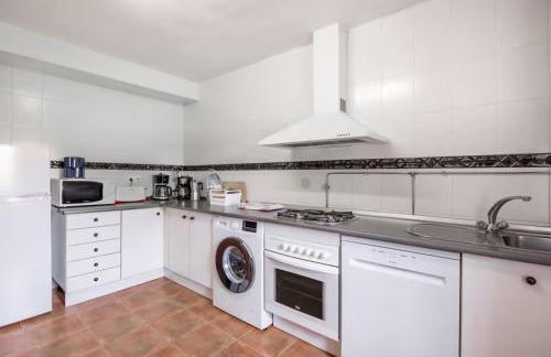 La Jomeruca ,espaciosa casa rural cerca de playa y montaña - Foto 21