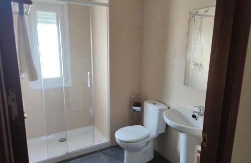 Chalet con amplio jardín - Foto 7