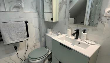 Appartement Vincennes proche métro 15 minutes Marais - Foto 3, towels, Shower