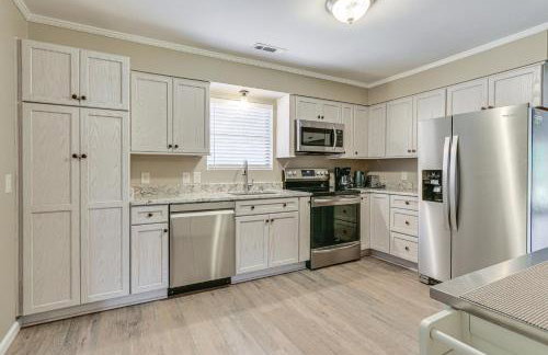 Walk to Restaurants Bluffton Retreat with Patio - Photo 3