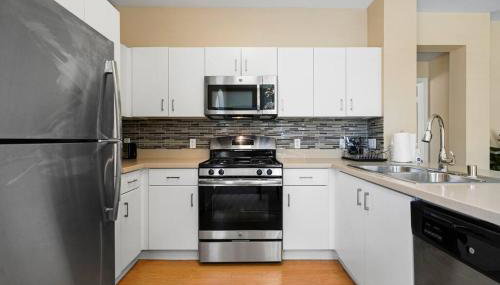Luxury 2BR/2BA!5Min to Disney! Angelstadium! HondaCenter. - Foto 4