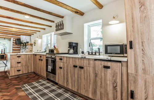 Modern Log Cabin at the beach with Hot Tub, Game Room and Fire Pit - Foto 19