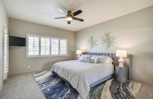 Patio and Pool Access Stunning Palm Desert Townhome - Foto 11