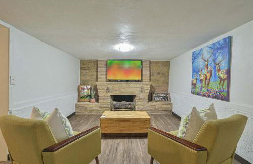 Communal Crashpad-City Card for local biz discounts - Foto 1