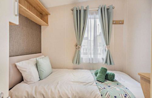 Maple Brook Lodge Sea Breeze Shorefield - Photo 18