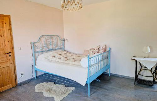 Idyllic Home Between Fields And Elbe Dyke - Photo 10