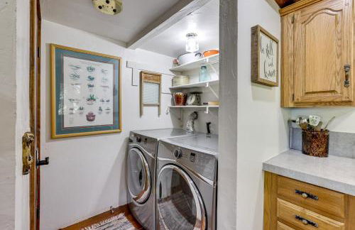 Walk to Lake Gregory Family Retreat with Patio! - Foto 17