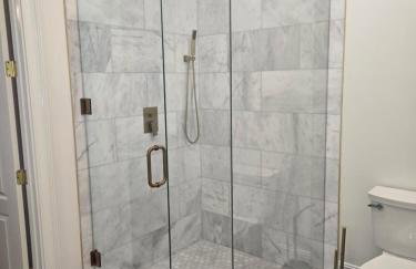 The Luxe Building- 2 Bedroom Apartment in Metropolis - Photo 45