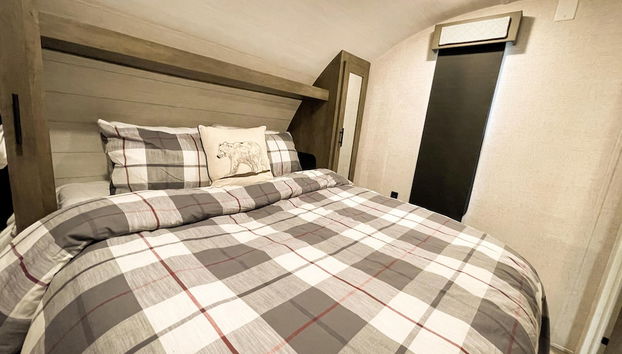 Kennedy Kamp - Foto 2, Habitación