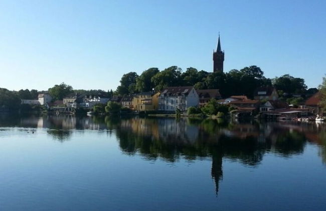 Small House Lake Modern Retreat - Foto 12