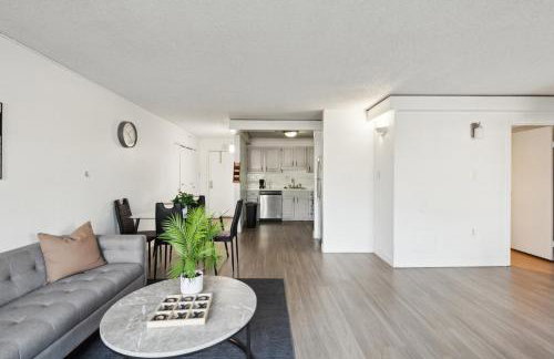 Legacy at Imperial Village 201 I 2 Bed 2 Bath - Foto 13