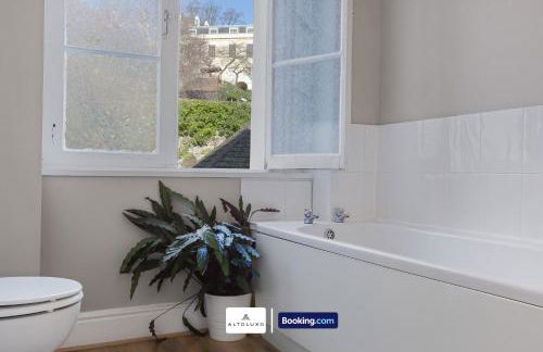 The Ritz 2 Bedroom Serviced Apartment By AltoLuxoExperience Short Lets & Serviced Accommodation With Free Wifi - Foto 4