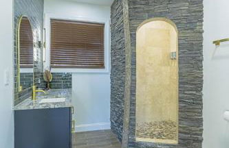 Ridgetop Hideaway 12-Guest Oasis with Hot Tub & Epic Views Near Winery Tours & Trails - Pets are allowed by request - Foto 27