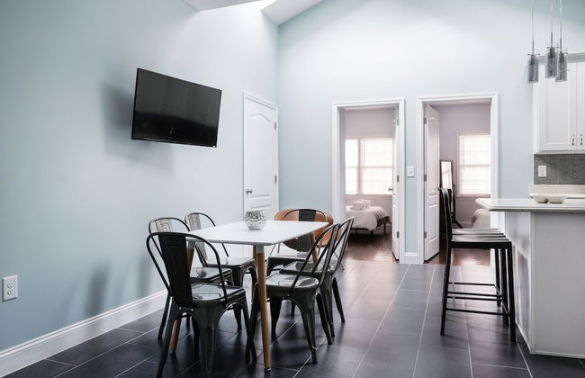 Giles Ave 6 Bedroom Gem - Foto 25